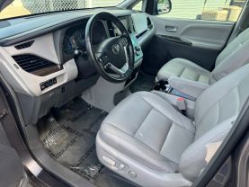 2016 TOYOTA SIENNA VAN V6, 3.5 LITER XLE MINIVAN 4D