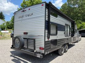 2022 CHEROKEE BY FOREST RIVER GREY WOLF SE - - 22MKSE at T&T Repairables - used car dealership in Spencer, Indiana.