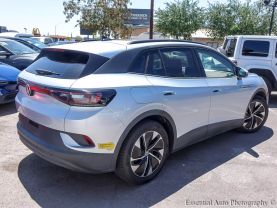 -2021 Volkswagen Id.4 - Image 8