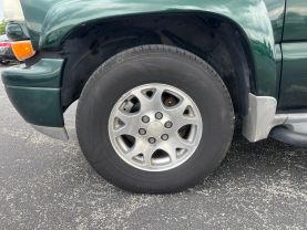 2002 CHEVROLET TAHOE