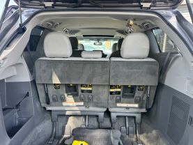 2016 TOYOTA SIENNA VAN V6, 3.5 LITER XLE MINIVAN 4D