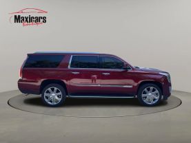 2017 CADILLAC ESCALADE ESV SUV V8, 6.2 LITER LUXURY SPORT UTILITY 4D