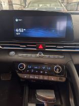 2021 Hyundai Elantra - Image 8