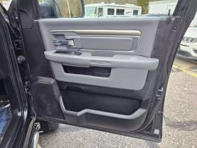 2018 RAM 1500 CREW CAB PICKUP V8, HEMI, 5.7 LITER SLT PICKUP 4D 5 1/2 FT