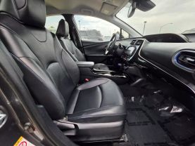 2016 Toyota Prius - Image 14
