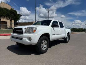 2011 TOYOTA TACOMA DOUBLE CAB PICKUP V6, 4.0 LITER PRERUNNER PICKUP 4D 5 FT
