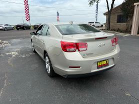 2015 CHEVROLET MALIBU SEDAN SILVER AUTOMATIC - Budget Used Car Sales