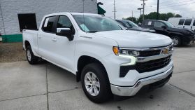 2023 Chevrolet Silverado 1500 Crew Cab - Image 3