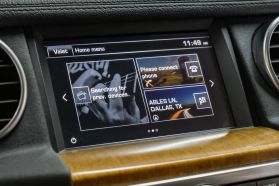 2016 Land Rover Lr4 - Image 30