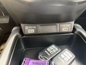 2022 HONDA CR-V SUV 4-CYL, TURBO, 1.5 LITER EX-L SPORT UTILITY 4D at T&T Repairables - used car dealership in Spencer, Indiana.