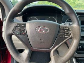 2015 Hyundai Sonata - Image 21