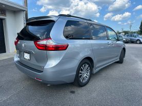 Used 2018 TOYOTA SIENNA VAN V6, 3.5 LITER XLE MINIVAN 4D - LA Auto Star located in Virginia Beach, VA