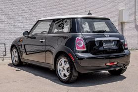 2011 MINI HARDTOP HATCHBACK 4-CYL, 1.6 LITER COOPER HATCHBACK 2D