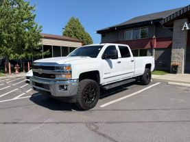 2015 CHEVROLET SILVERADO 3500 HD CREW CAB PICKUP V8, TURBO DSL, 6.6L LTZ PICKUP 4D 8 FT