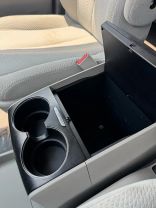 2011 TOYOTA SIENNA VAN V6, 3.5 LITER LE MINIVAN 4D
