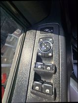 2017 Ford F350 Super Duty Crew Cablariat Pickup 4d 8 Ft - Image 18