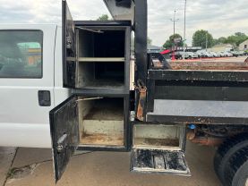 2016 FORD F550 SUPER DUTY CREW CAB & CHASSIS CAB CHASSIS V8, TURBO DSL, 6.7L 176" W.B. 4D