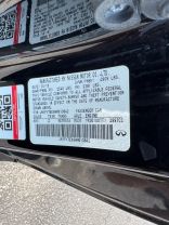 2017 INFINITI Q60