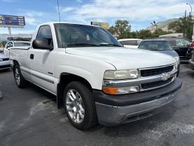 2001 CHEVROLET SILVERADO 1500 REGULAR CAB PICKUP V6, 4.3 LITER SHORT BED