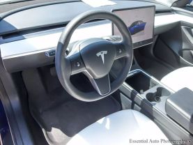 -2023 Tesla Model 3 - Image 9