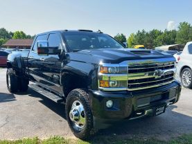 2018 Chevrolet Silverado 3500 Hd Crew Cab High Country Pickup 4d 8 Ft - Image 9