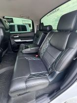 2017 TOYOTA TUNDRA CREWMAX PICKUP V8, 4.6 LITER SR5 PICKUP 4D 5 1/2 FT