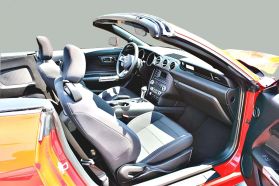 2017 FORD MUSTANG CONVERTIBLE V6, 3.7 LITER V6 CONVERTIBLE 2D