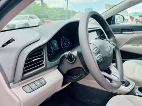 2020 HYUNDAI ELANTRA - 4-CYL, 2.0 LITER SEL SEDAN 4D
