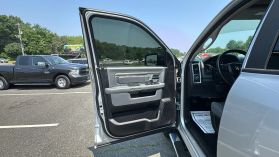2016 RAM 1500 CREW CAB