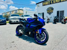2024 YAMAHA YZF-R7 SPORTBIKES - -