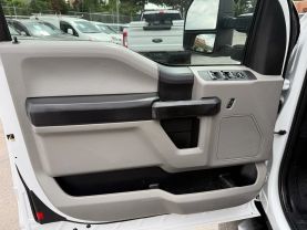 2017 FORD F250 SUPER DUTY SUPER CAB PICKUP V8, FLEX FUEL, 6.2 LITER XL PICKUP 4D 8 FT
