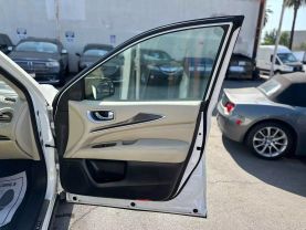 2017 INFINITI QX60 SUV V6, 3.5 LITER 3.5 SPORT UTILITY 4D