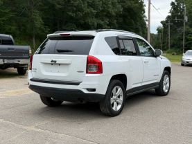 2016 JEEP COMPASS SUV 4-CYL, 2.4 LITER LATITUDE SPORT UTILITY 4D
