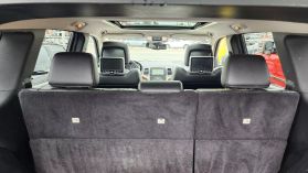 2011 JEEP GRAND CHEROKEE SUV V8, 5.7 LITER LIMITED SPORT UTILITY 4D