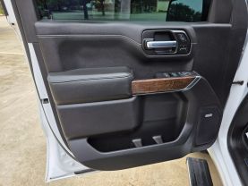 2021 GMC SIERRA 1500 CREW CAB PICKUP 6-CYL, TURBO DIESEL, 3.0 LITER DENALI PICKUP 4D 5 3/4 FT