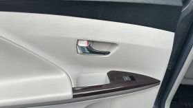 2012 Toyota Venza - Image 14