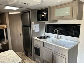 2022 COLEMAN BY DUTCHMEN LANTERN LT - - 18BH - The Auto Lot