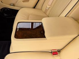 2011 BENTLEY MULSANNE SEDAN V8, TWIN TURBO, 6.8 LITER SEDAN 4D
