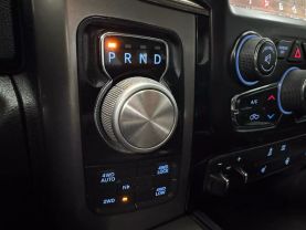2018 RAM 1500 CREW CAB PICKUP V8, HEMI, 5.7 LITER SPORT PICKUP 4D 6 1/3 FT