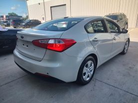 2015 KIA FORTE SEDAN 4-CYL, 1.8 LITER LX SEDAN 4D