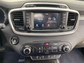 2017 KIA SORENTO SUV V6, GDI, 3.3 LITER EX SPORT UTILITY 4D