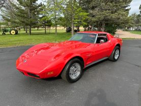 1974 CHEVROLET CORVETTE COUPE L48 V8 (350) STINGRAY