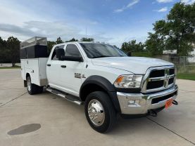 2017 RAM 5500 CREW CAB & CHASSIS CAB CHASSIS 6-CYL, TURBO DSL, 6.7L TRADESMAN CAB & CHASSIS 4D