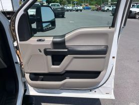 2017 FORD F350 SUPER DUTY CREW CAB 8FT KNAPHEIDE SERVICE BED TRUCK SERVICE/UTILITY TRUCKS V8, TURBO DIESEL, 6.7L XL PICKUP 4D 8 FT - Eddies Auto Sales