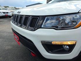 2019 JEEP COMPASS SUV 4-CYL, MULTIAIR, PZEV, 2.4 LITER TRAILHAWK SPORT UTILITY 4D