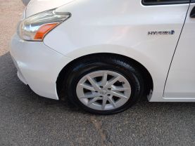 2013 TOYOTA PRIUS V