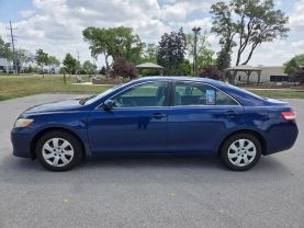 2010 Toyota Camry - Image 4
