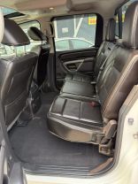 2015 Nissan Titan Crew Cab - Image 11