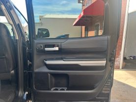 2021 TOYOTA TUNDRA CREWMAX PICKUP V8, 5.7 LITER LIMITED PICKUP 4D 5 1/2 FT