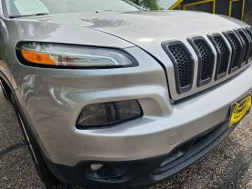 2017 JEEP CHEROKEE SUV V6, 3.2 LITER LIMITED SPORT UTILITY 4D